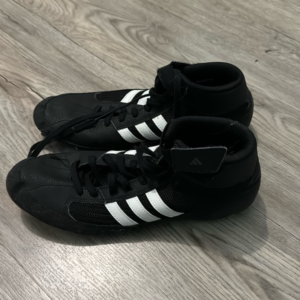 Men’s wrestling shoes